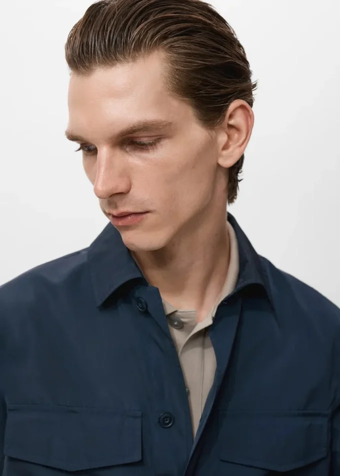 Kurtka wodoodporna z kieszeniami Kurtka wodoodporna z kieszeniami