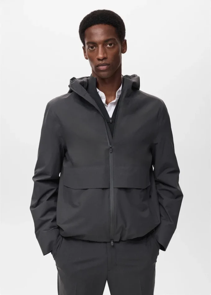 Kurtka z kapturem wodoodporna Kurtka z kapturem wodoodporna