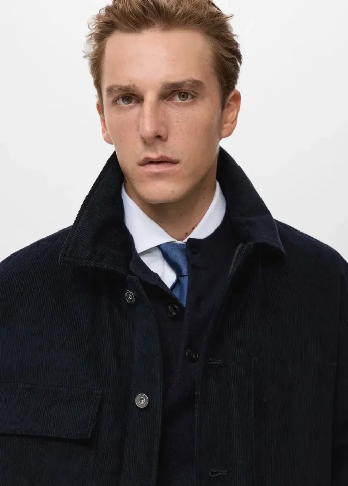 Kurtka z kieszeniami z tkaniny sztruksowej Kurtka z kieszeniami z tkaniny sztruksowej