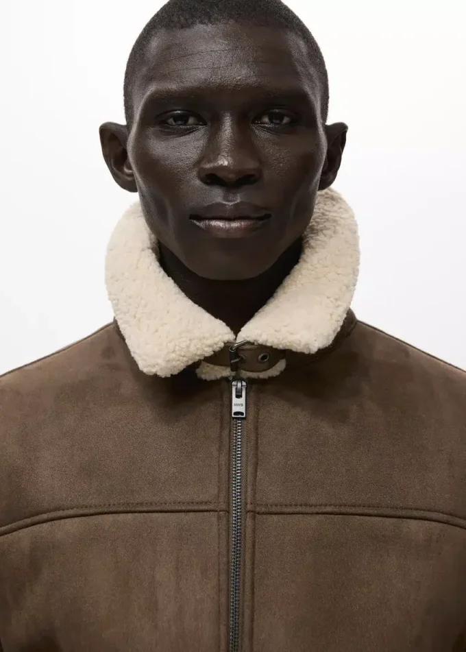 Kurtka z zamszu imitującego owczą skórę Kurtka z zamszu imitującego owczą skórę