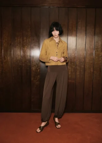 Kurtka z zamszu z guzikami