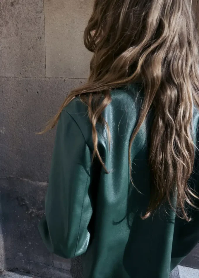 Kurtka ze sztucznej skóry z kieszeniami Kurtka ze sztucznej skóry z kieszeniami