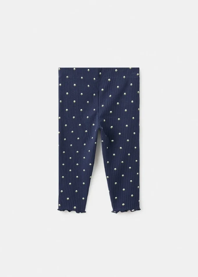 Legginsy w kwiatowy wzór Legginsy w kwiatowy wzór