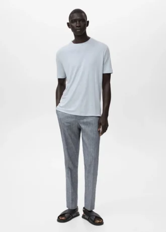 Lniana koszulka o dopasowanym kroju