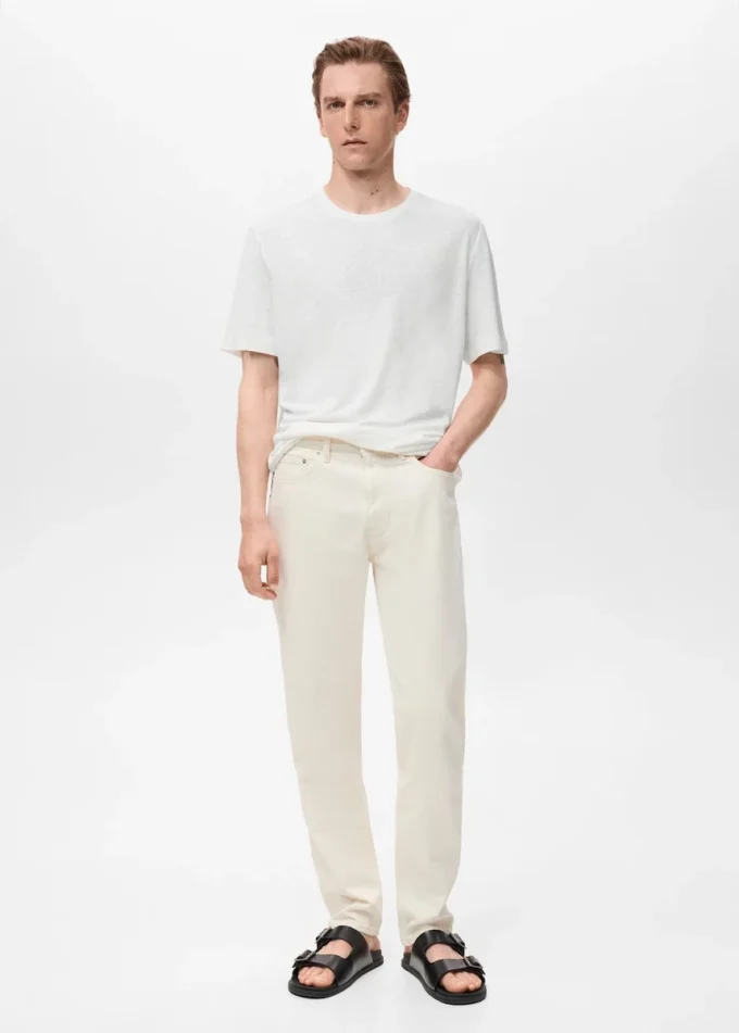 Lniana koszulka o dopasowanym kroju