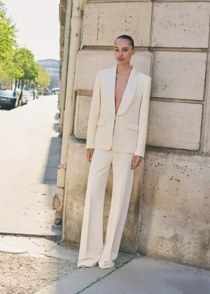 Marynarka garniturowa z satynowymi klapami Marynarka garniturowa z satynowymi klapami