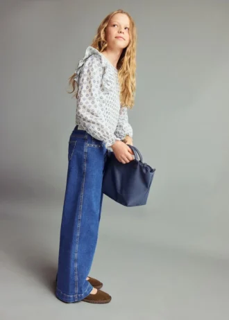 mini torba typu shopper 1 330x462 - Bluzka z nadrukiem i falbanami