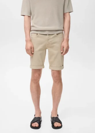 Obcisłe bermudy jeansowe Obcisłe bermudy jeansowe