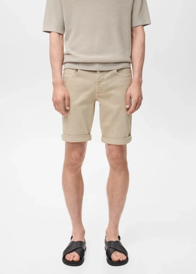 Obcisłe bermudy jeansowe Obcisłe bermudy jeansowe