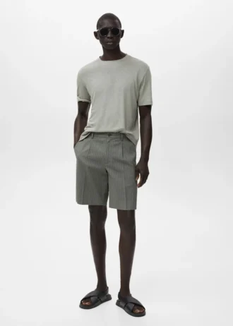 Odszyte na wąsko bawełniane bermudy chino