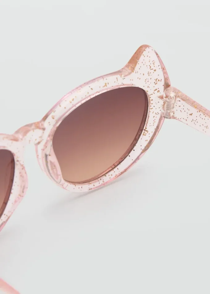 Okulary przeciwsłoneczne z oprawkami typu maxi Okulary przeciwsłoneczne z oprawkami typu maxi