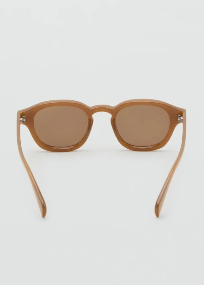 Okulary przeciwsłoneczne z oprawkami z żywicy Okulary przeciwsłoneczne z oprawkami z żywicy