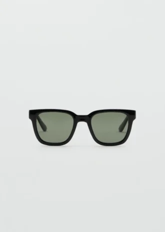 Okulary przeciwsłoneczne z prostokątną oprawką