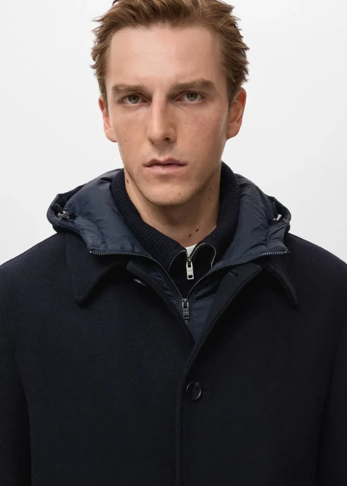 Płaszcz wełniany z odpinanym kapturem Płaszcz wełniany z odpinanym kapturem