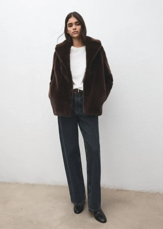 Płaszcz z imitacji futra z klapami Płaszcz z imitacji futra z klapami