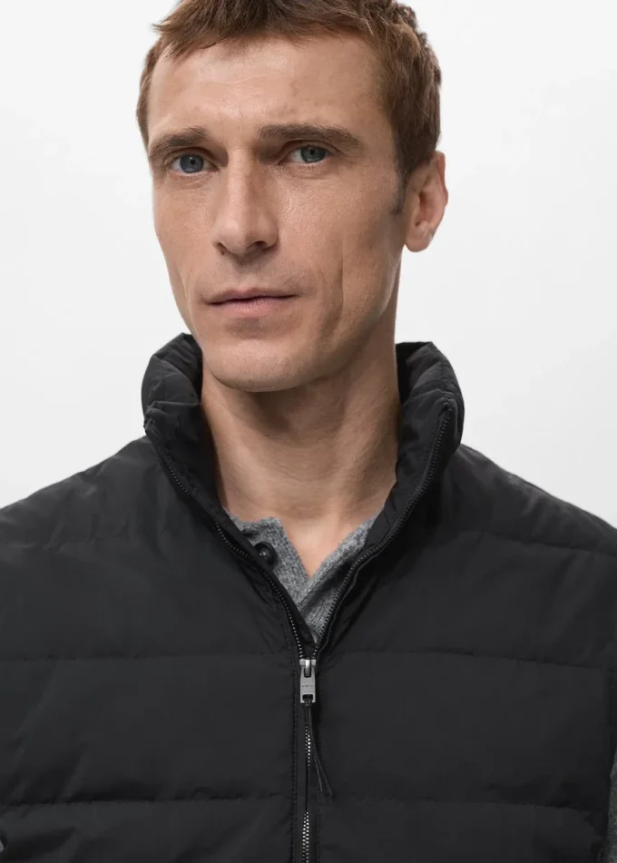 Pikowana kamizelka z wypełnieniem z puchu i pierza Pikowana kamizelka z wypełnieniem z puchu i pierza