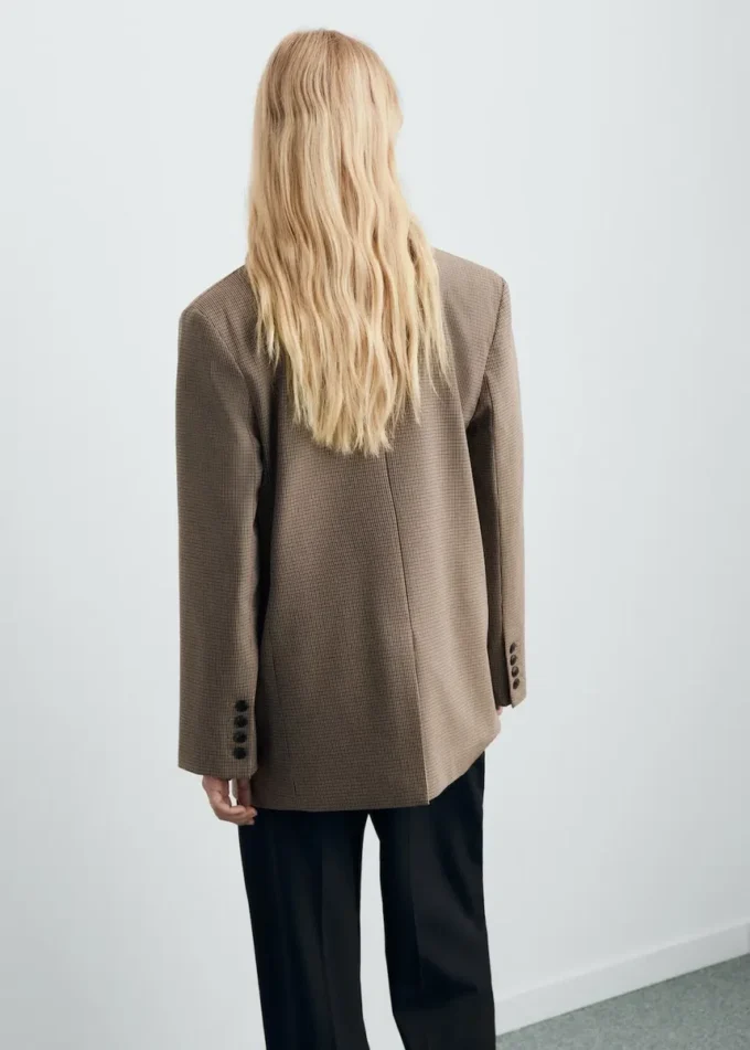 Prosta marynarka z kieszeniami z klapką Prosta marynarka z kieszeniami z klapką