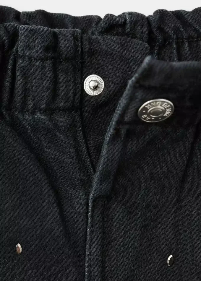 Proste dżinsy z detalami z kryształków Proste dżinsy z detalami z kryształków