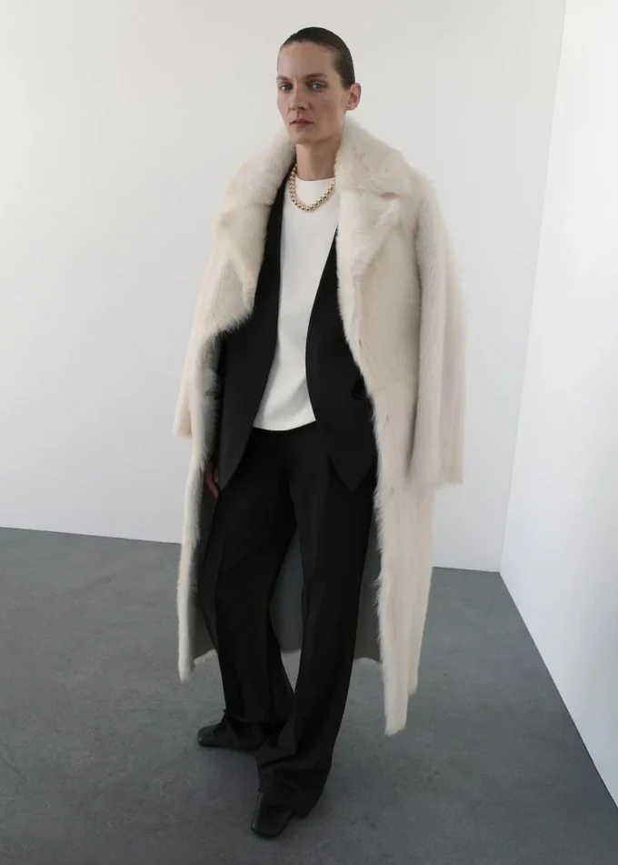 Proste spodnie garniturowe Proste spodnie garniturowe