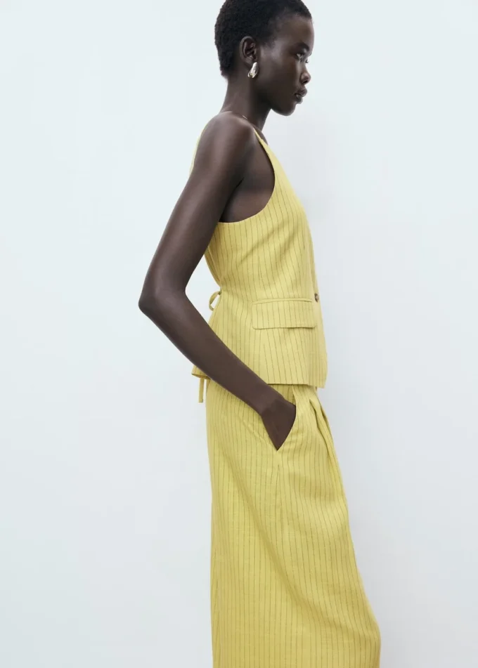 Proste spodnie garniturowe w paski Proste spodnie garniturowe w paski