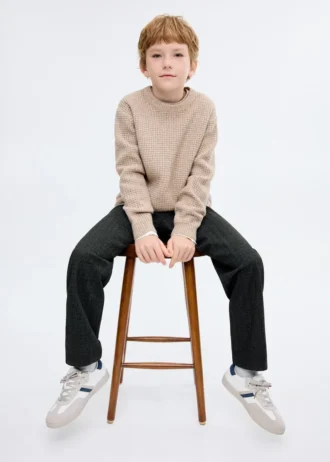 Proste spodnie w jodełkę