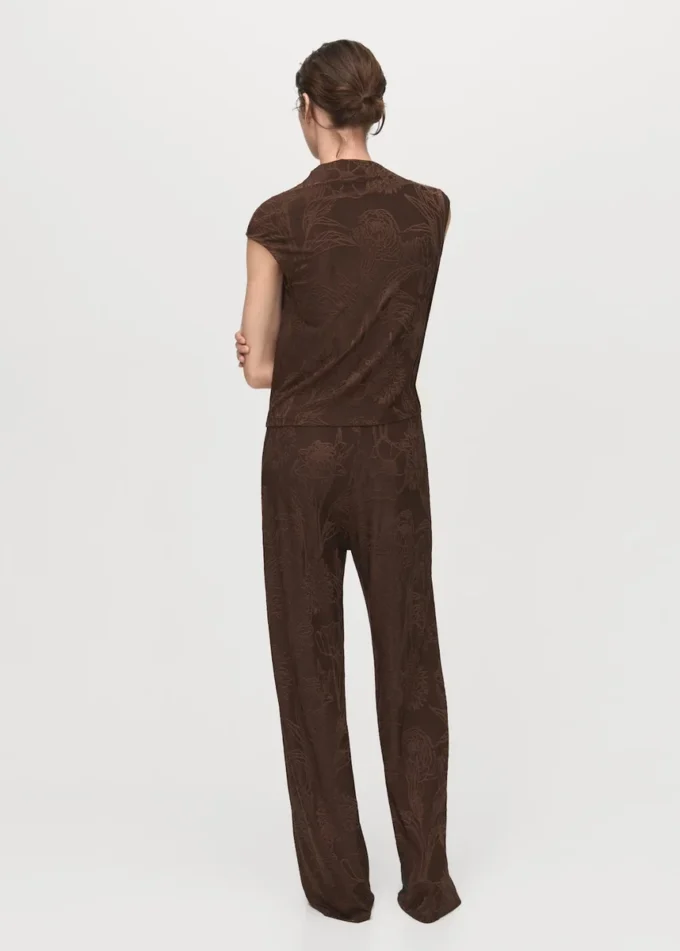 Proste spodnie z żakardowym nadrukiem kwiatowym Proste spodnie z żakardowym nadrukiem kwiatowym