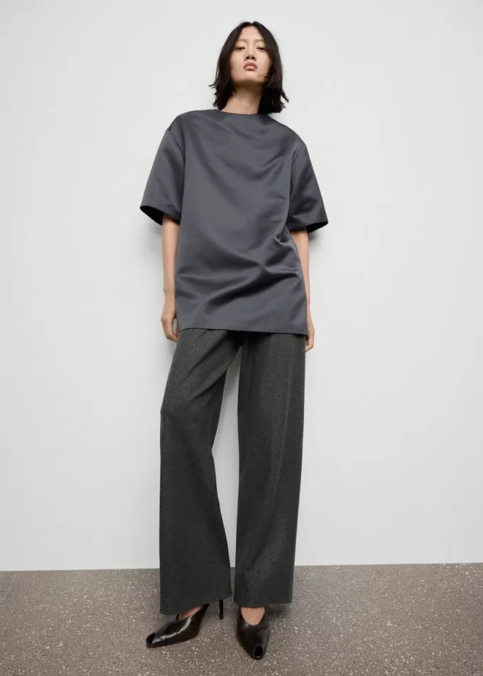 Proste spodnie z elastyczną talią Proste spodnie z elastyczną talią