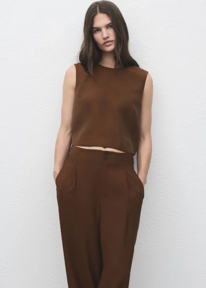 Proste spodnie z zakładkami Proste spodnie z zakładkami