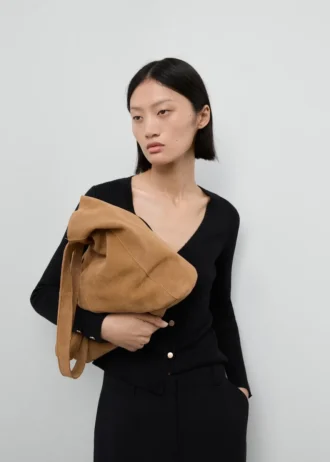 Przerabiany sweter z guzikami Przerabiany sweter z guzikami