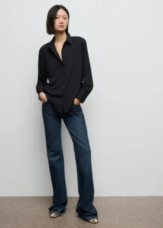 Płynna bluzka z długim rękawem