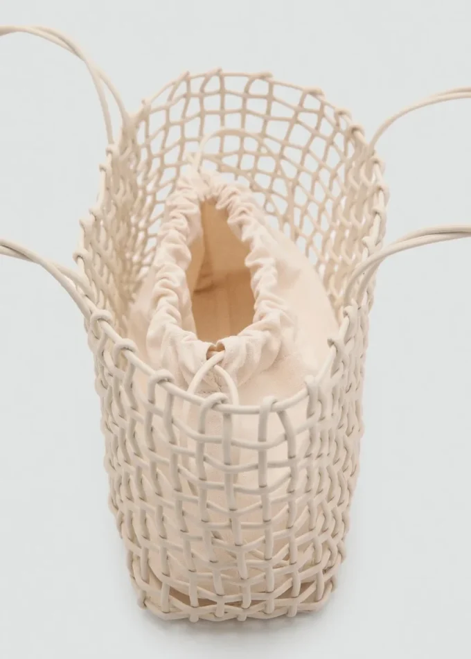 Średniej wielkości pleciona torba na ramię Średniej wielkości pleciona torba na ramię