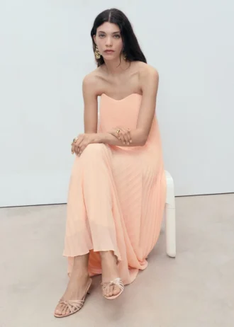 Sandały na niskim obcasie z kryształkami