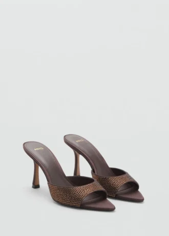 Sandały na obcasie z paskiem z kryształkami