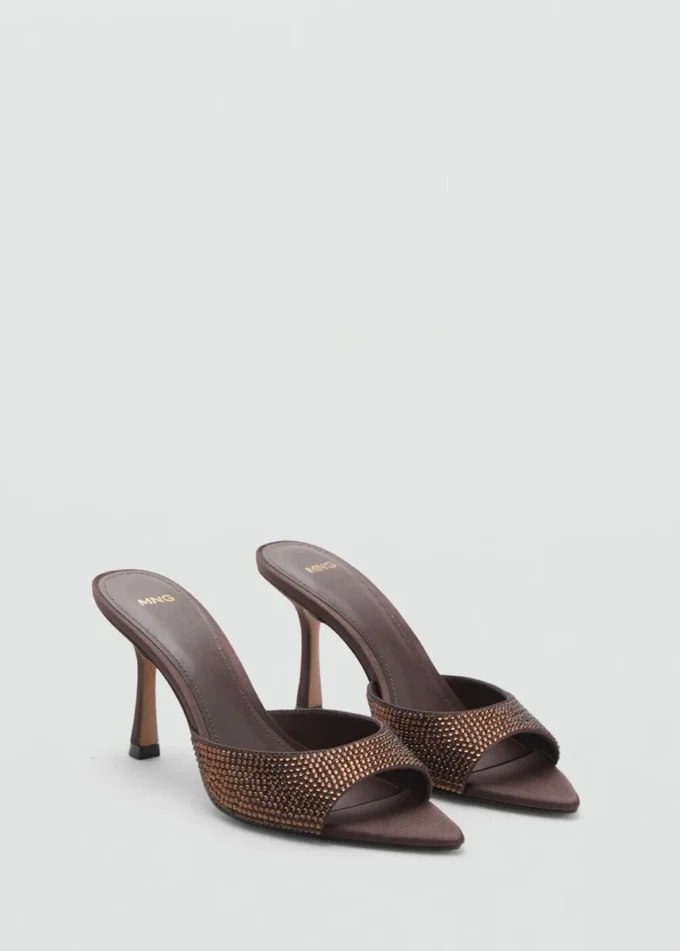 Sandały na obcasie z paskiem z kryształkami Sandały na obcasie z paskiem z kryształkami