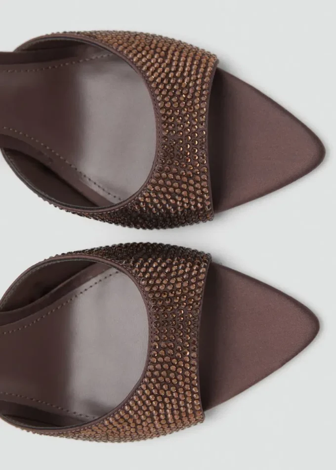 Sandały na obcasie z paskiem z kryształkami Sandały na obcasie z paskiem z kryształkami