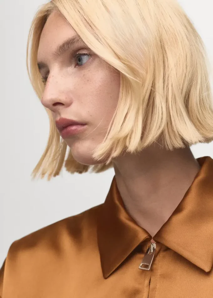 Satynowa kurtka z kieszeniami Satynowa kurtka z kieszeniami