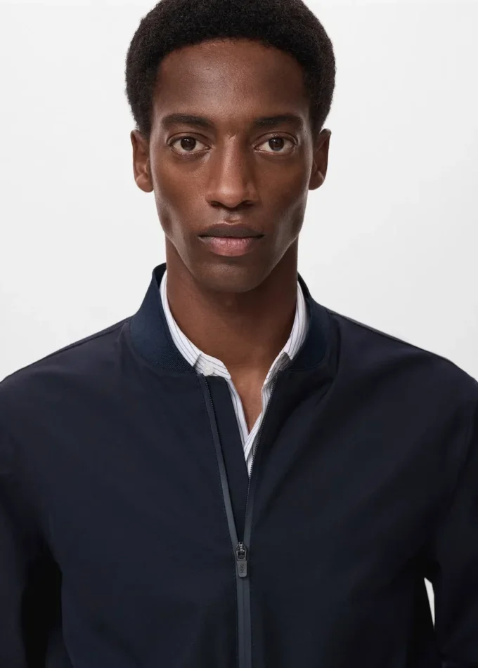 Składana, wodoodporna kurtka bomberka Składana, wodoodporna kurtka bomberka