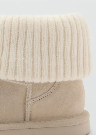 Skórzane botki z dzianinowymi detalami