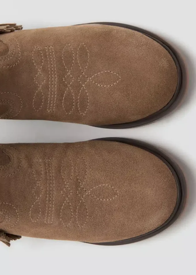 Skórzane botki z frędzlami Skórzane botki z frędzlami