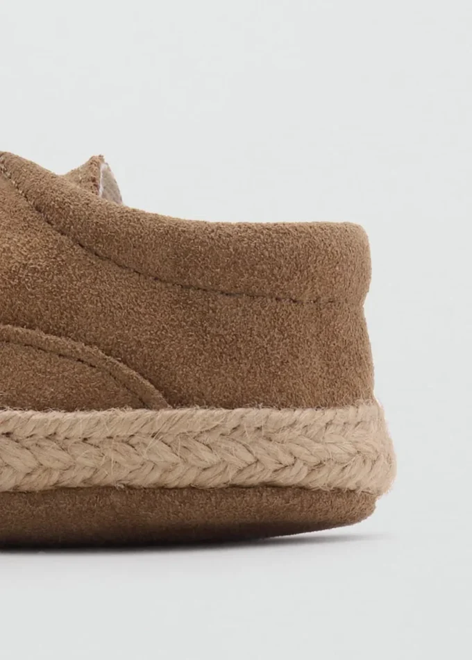 Skórzane buty z kokardką Skórzane buty z kokardką