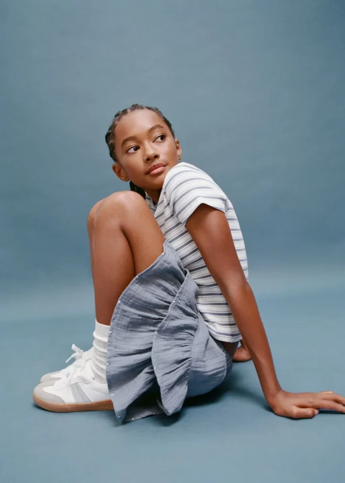 Koszulka w paski z kontrastowym kołnierzykiem Koszulka w paski z kontrastowym kołnierzykiem