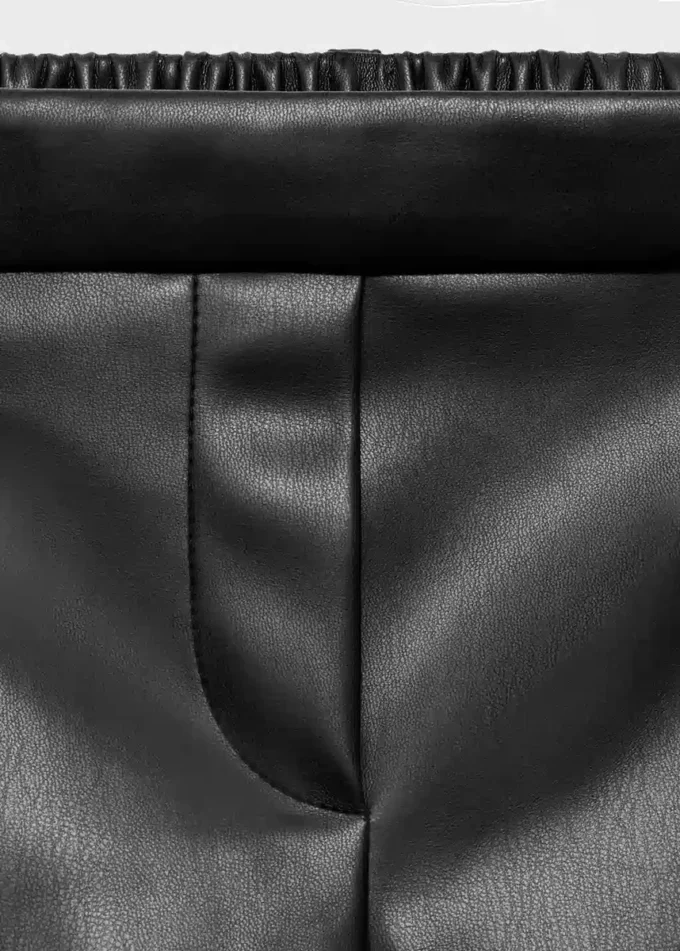 Spodenki imitujące skórę Spodenki imitujące skórę