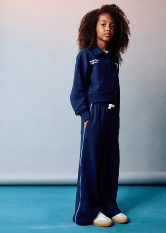 Spodnie dresowe z bocznymi paskami