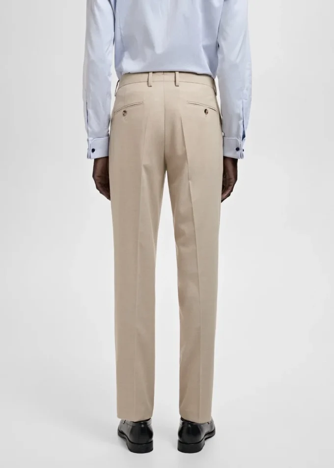 Spodnie garniturowe o dopasowanym kroju Spodnie garniturowe o dopasowanym kroju
