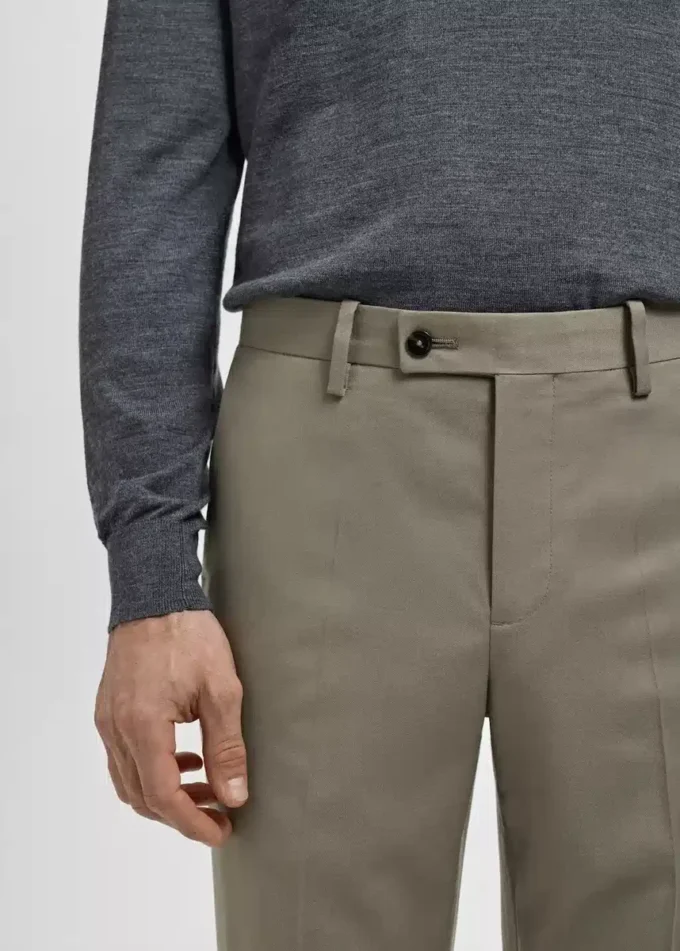 Spodnie garniturowe o dopasowanym kroju