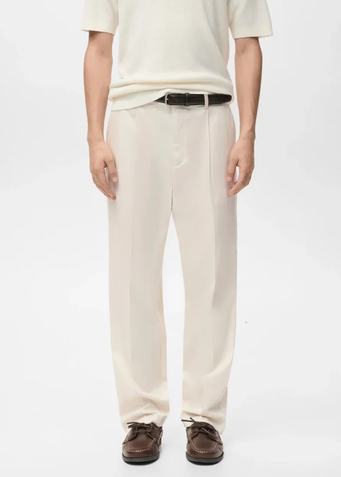 Spodnie o regularnym kroju z plisami Spodnie o regularnym kroju z plisami