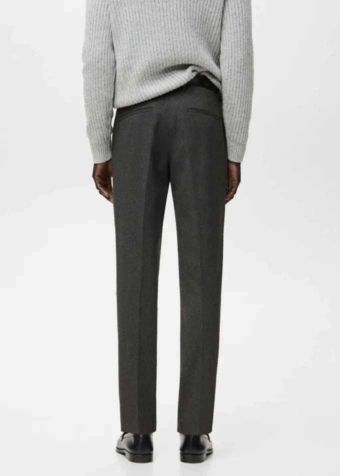 Spodnie z flaneli o dopasowanym kroju Spodnie z flaneli o dopasowanym kroju