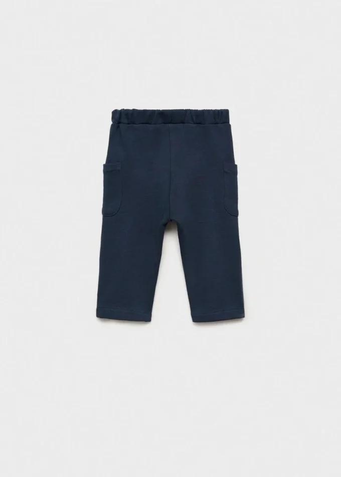 Spodnie z guzikami o prostym kroju Spodnie z guzikami o prostym kroju