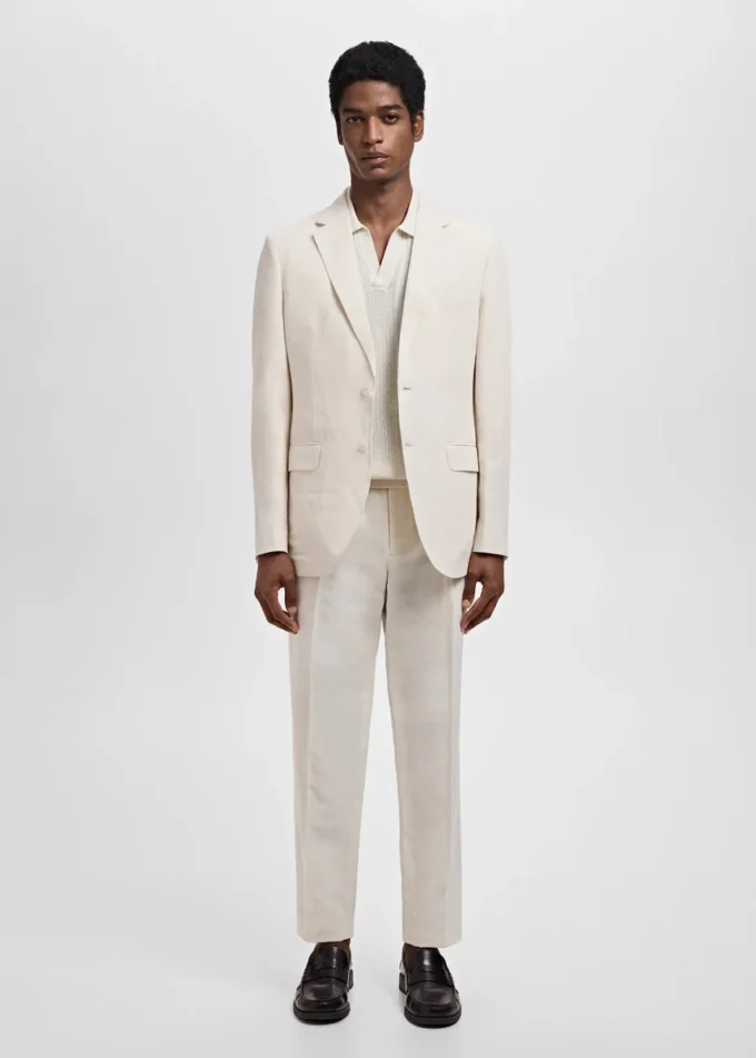 Spodnie z lnu o dopasowanym kroju z zakładkami Spodnie z lnu o dopasowanym kroju z zakładkami