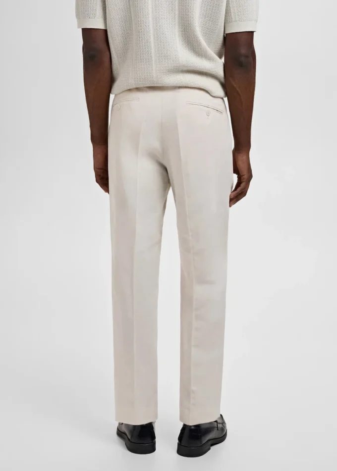 Spodnie z lnu o dopasowanym kroju z zakładkami Spodnie z lnu o dopasowanym kroju z zakładkami